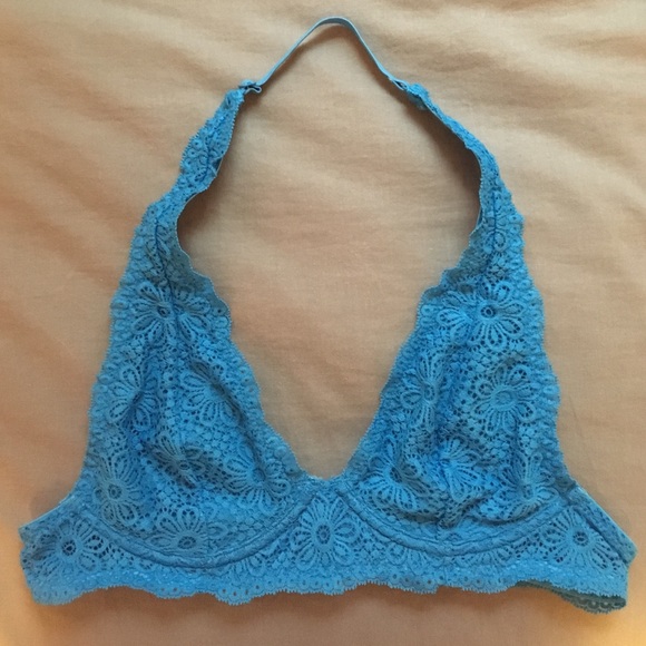 Aerie halter bralette - Picture 2 of 5